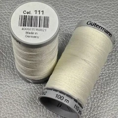 Gutermann garen extra sterk Kleur 111 off white